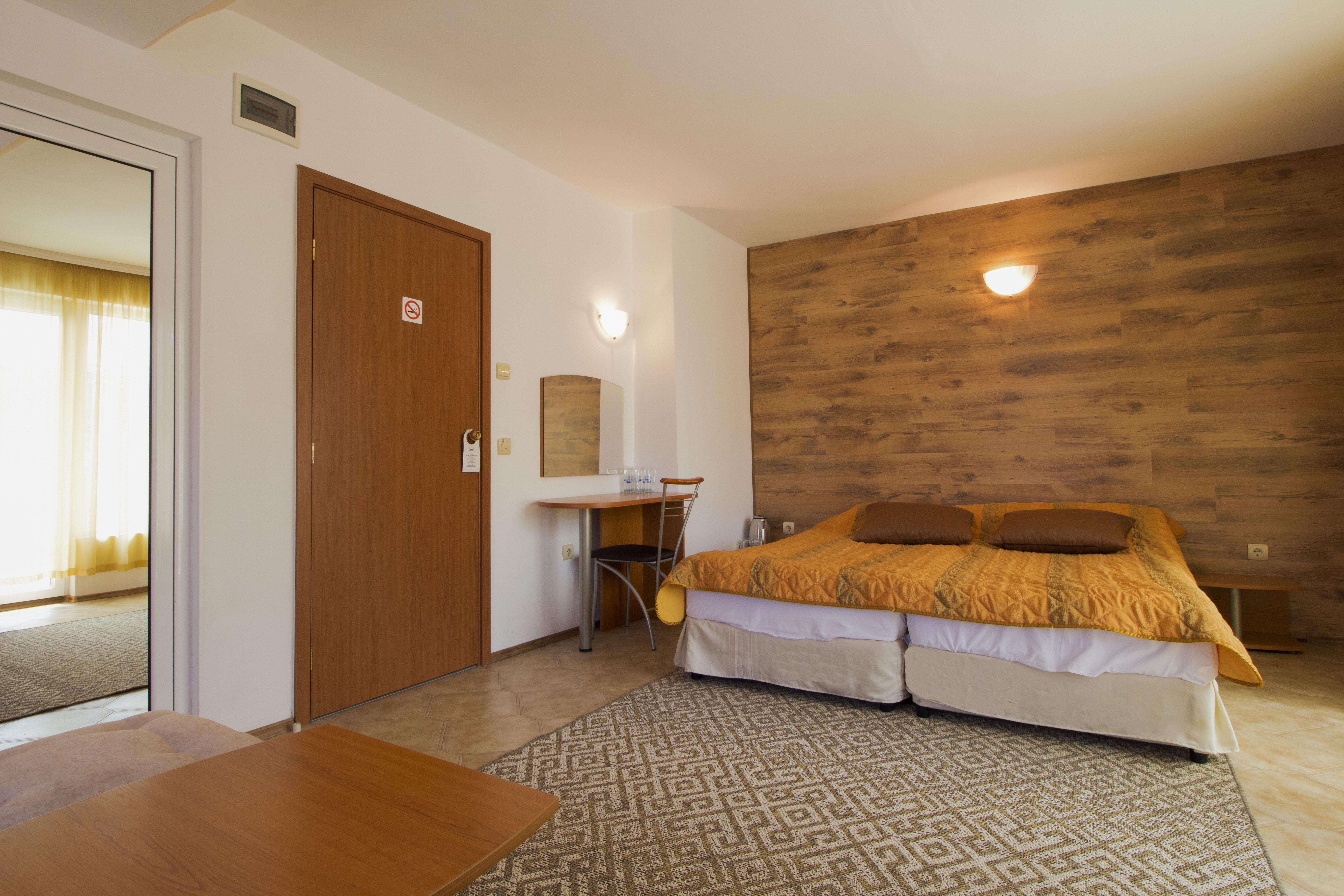 Family Hotel Venera Sveti Vlas Ngoại thất bức ảnh